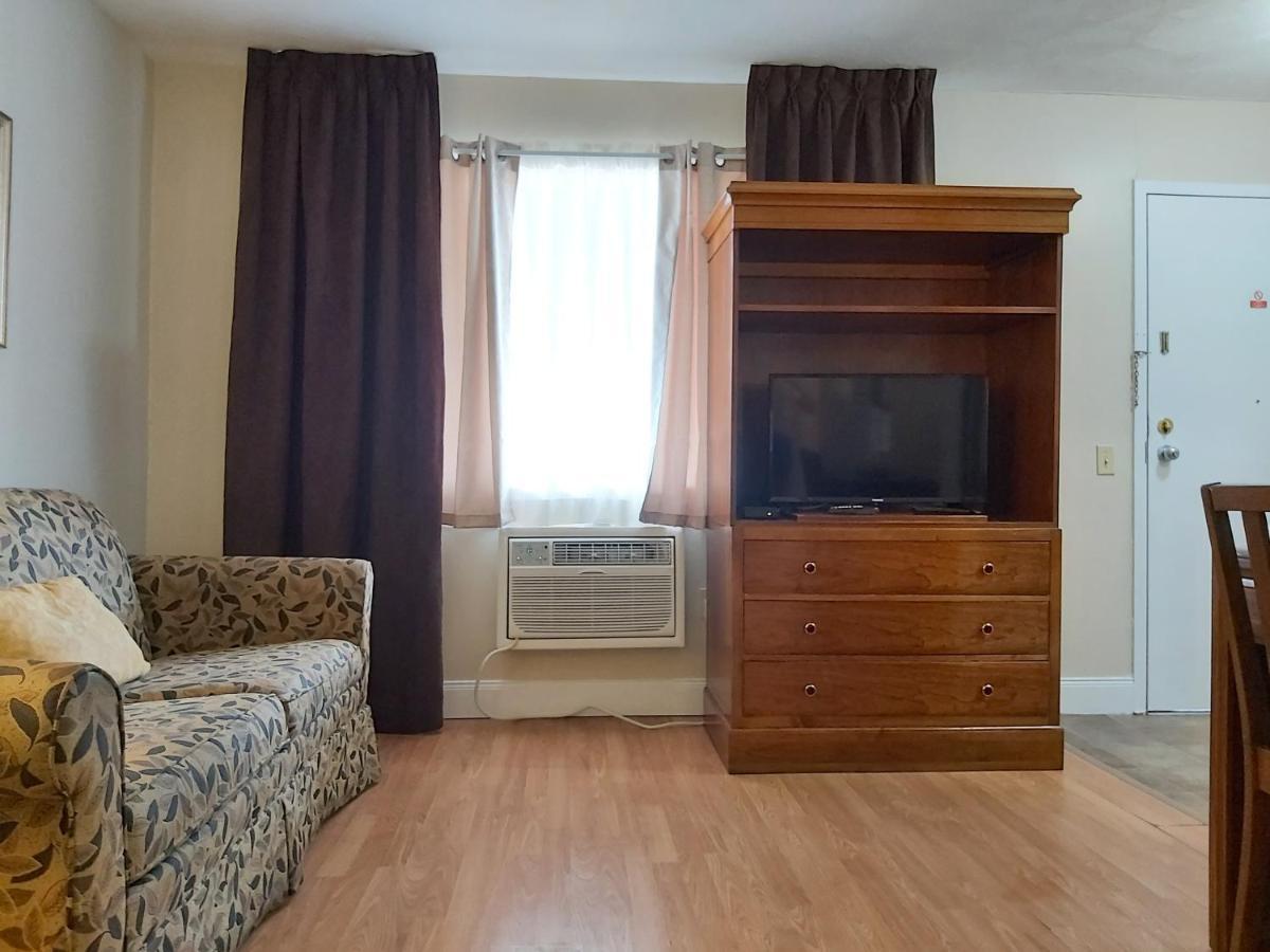 Seely'S Motel Shediac Exterior photo