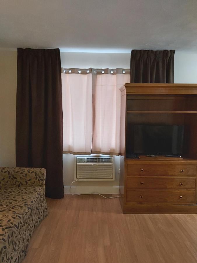 Seely'S Motel Shediac Exterior photo