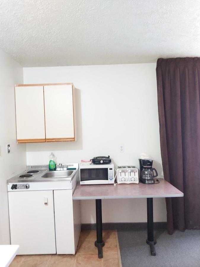 Seely'S Motel Shediac Exterior photo