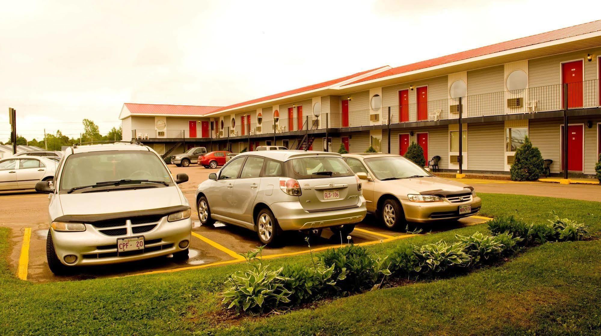 Seely'S Motel Shediac Exterior photo